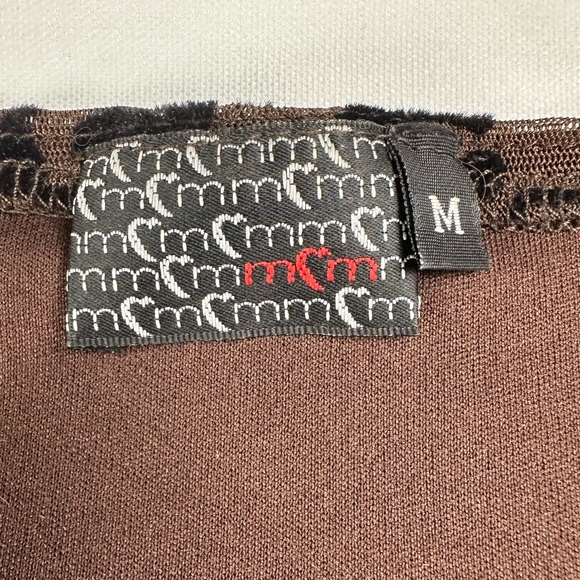 Velvety floral pattern flattering tank with tie in back. V neck. Size M juniors - Picture 5 of 10